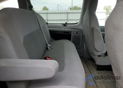 2012 Ford Econoline E350 Super Duty Wagon from USA, damaged, VIN 1FBSS3BL3CDA97191